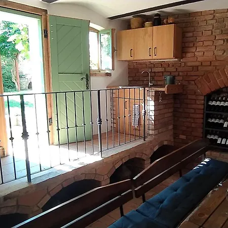 Semesterbostad Stary Dvur Pod Palavou - Staj Šakvice